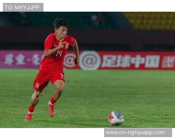 国外博主热议16岁邝兆镭崛起之路中国足球未来不可小觑